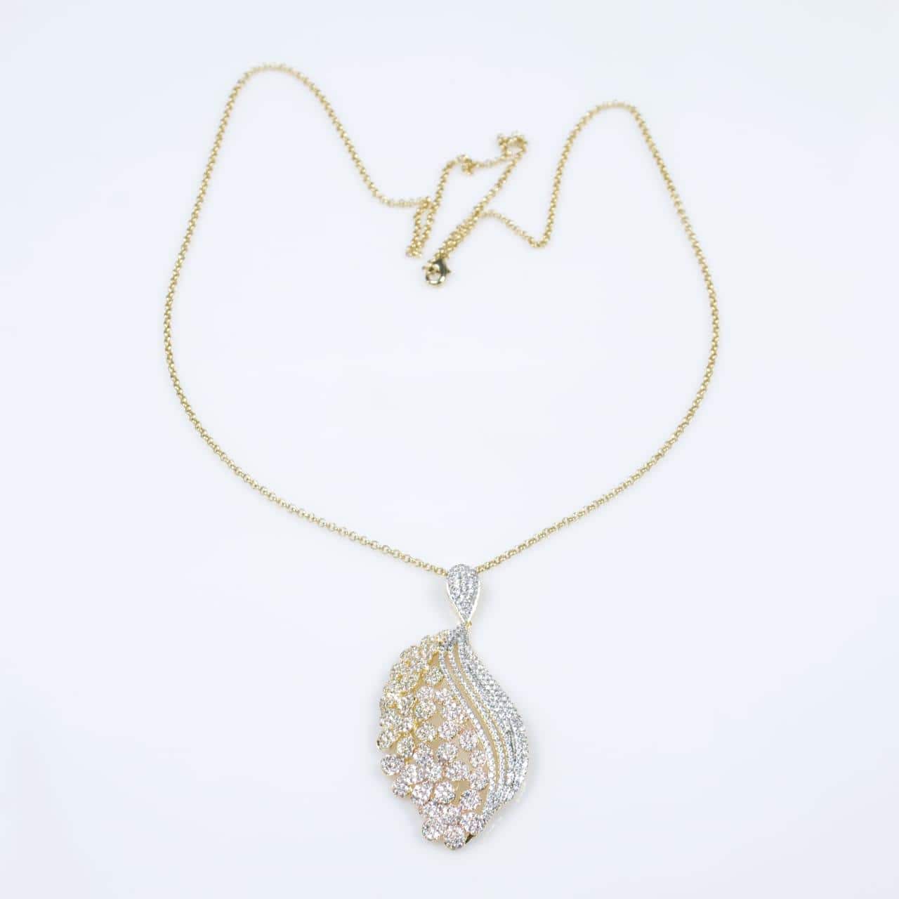 Collier SN07837G40 – Élégance et Polyvalence
